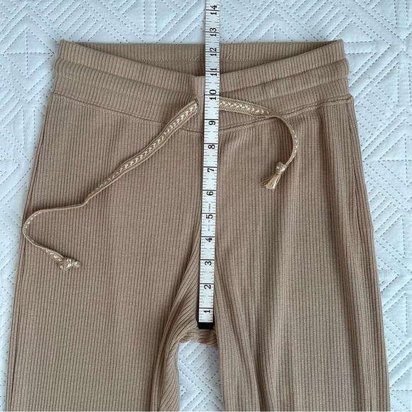 Faherty Legend Rib-Knit Riva Slim Fit Nomad
Lounge Pants Size XS - Picture 6 of 12